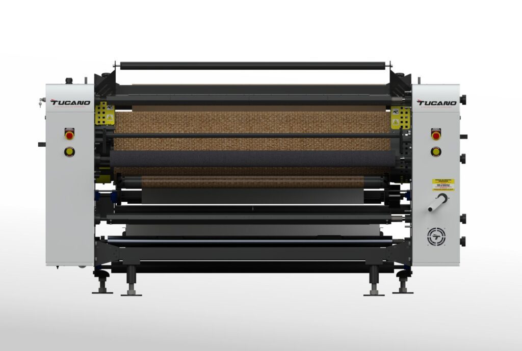 Somos uma indústria brasileira com alma inovadora e espírito industrial. Com sede em Goiânia (GO) e atuação nacional e internacional, somos especialistas no desenvolvimento e fabricação de máquinas e soluções para estamparia, serigrafia, sublimação e impressão têxtil. Nossa missão é clara: entregar tecnologia de ponta com eficiência real para o setor têxtil, aliando performance, durabilidade e suporte técnico de verdade. Mais do que vender máquinas, oferecemos soluções pensadas para aumentar a produtividade, padronizar processos e tornar o negócio dos nossos clientes mais lucrativo.