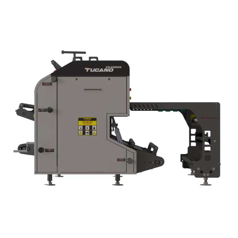 Calandra Flex System 320 Alta performance para quem produz sem parar Projetada para operações que exigem ritmo, estabilidade e escala, a Calandra Flex System 320 entrega produtividade consistente na sublimação de tecidos corridos e localizados. Com cilindro de 320 mm, largandeza útil de 1.850 mm e velocidade mecânica ajustável de 2,0 a 5,0 m/min, ela acompanha a demanda diária com precisão e previsibilidade. O aquecimento por resistências elétricas internas ao cilindro garante distribuição térmica uniforme, resultando em cores fiéis, fixação consistente e redução de perdas. O setup rápido facilita o manuseio e a operação, permitindo trocas ágeis de insumos (papéis e tecidos) e menor tempo de parada entre trabalhos.